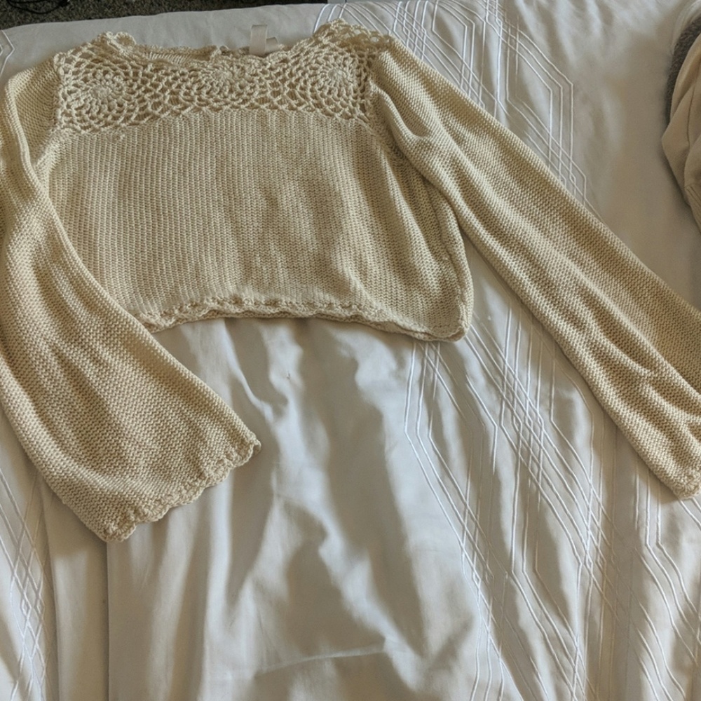Crop summer sweater